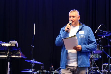Prowadzący Adam Cieślar - fot. luki